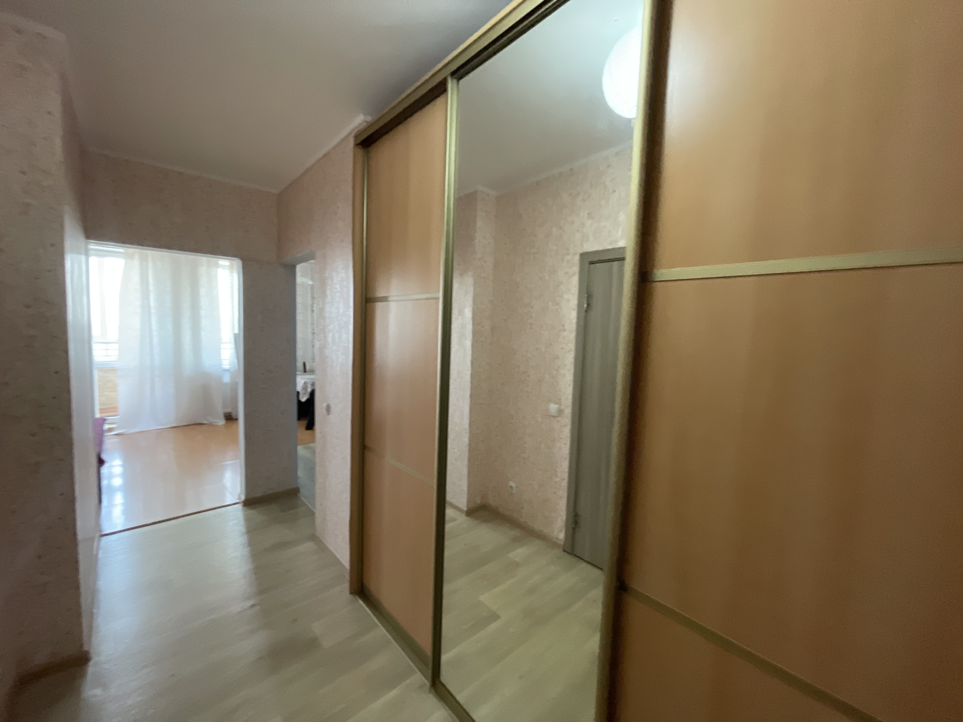 Снять 1-комнатную квартиру в Уфе у ЦТиР «Мир» посуточно 5