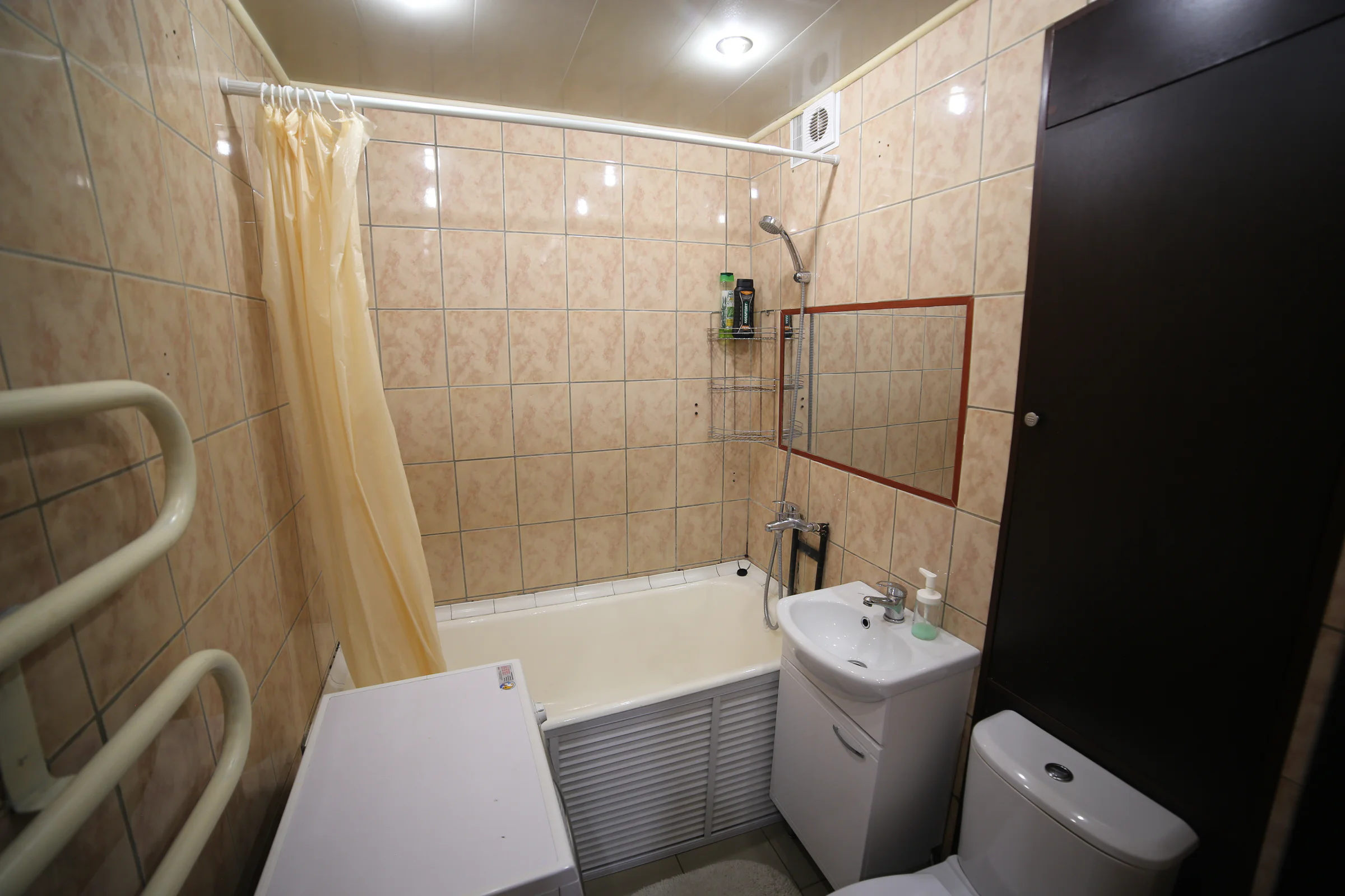 Снять квартиру в Уфе посуточно, Проспект Октября 66, Спортивная 4