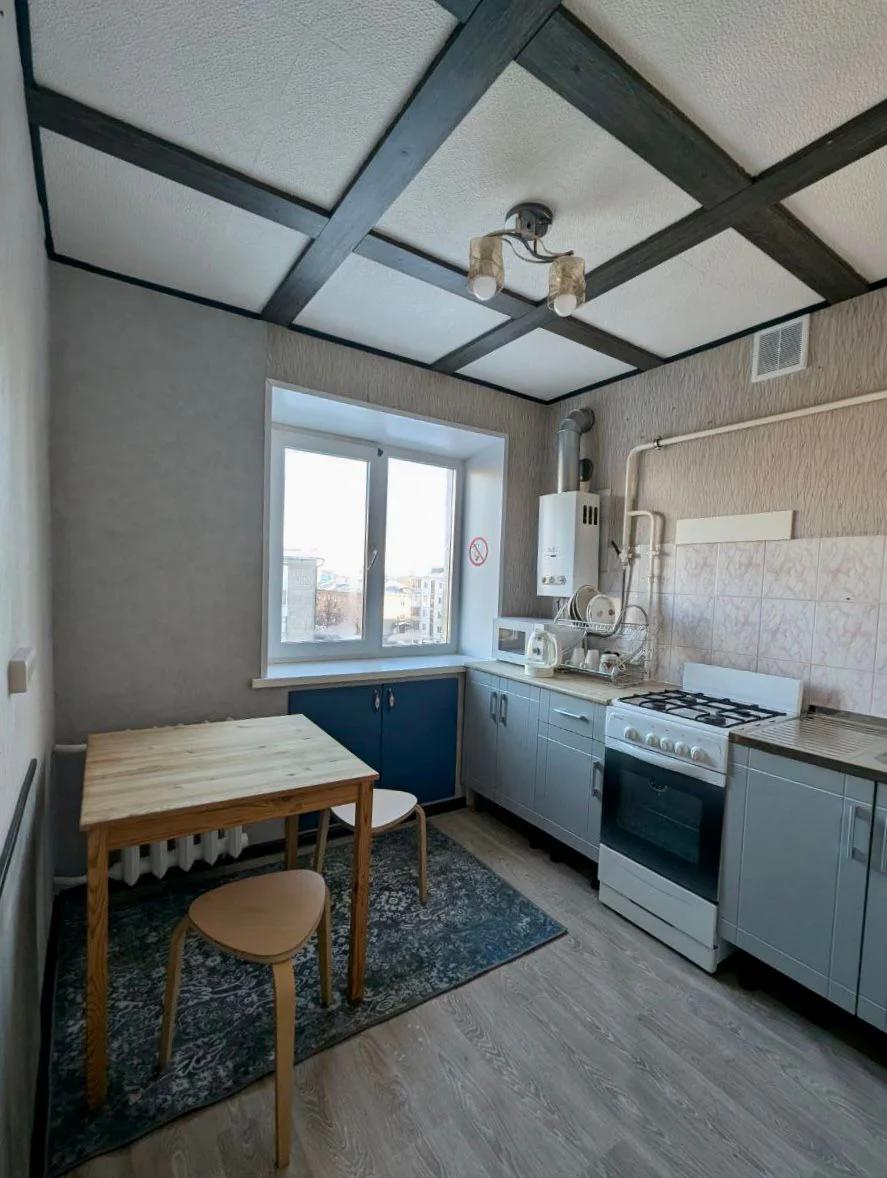 Снять квартиру в Уфе посуточно, Проспект Октября 66, Спортивная 13