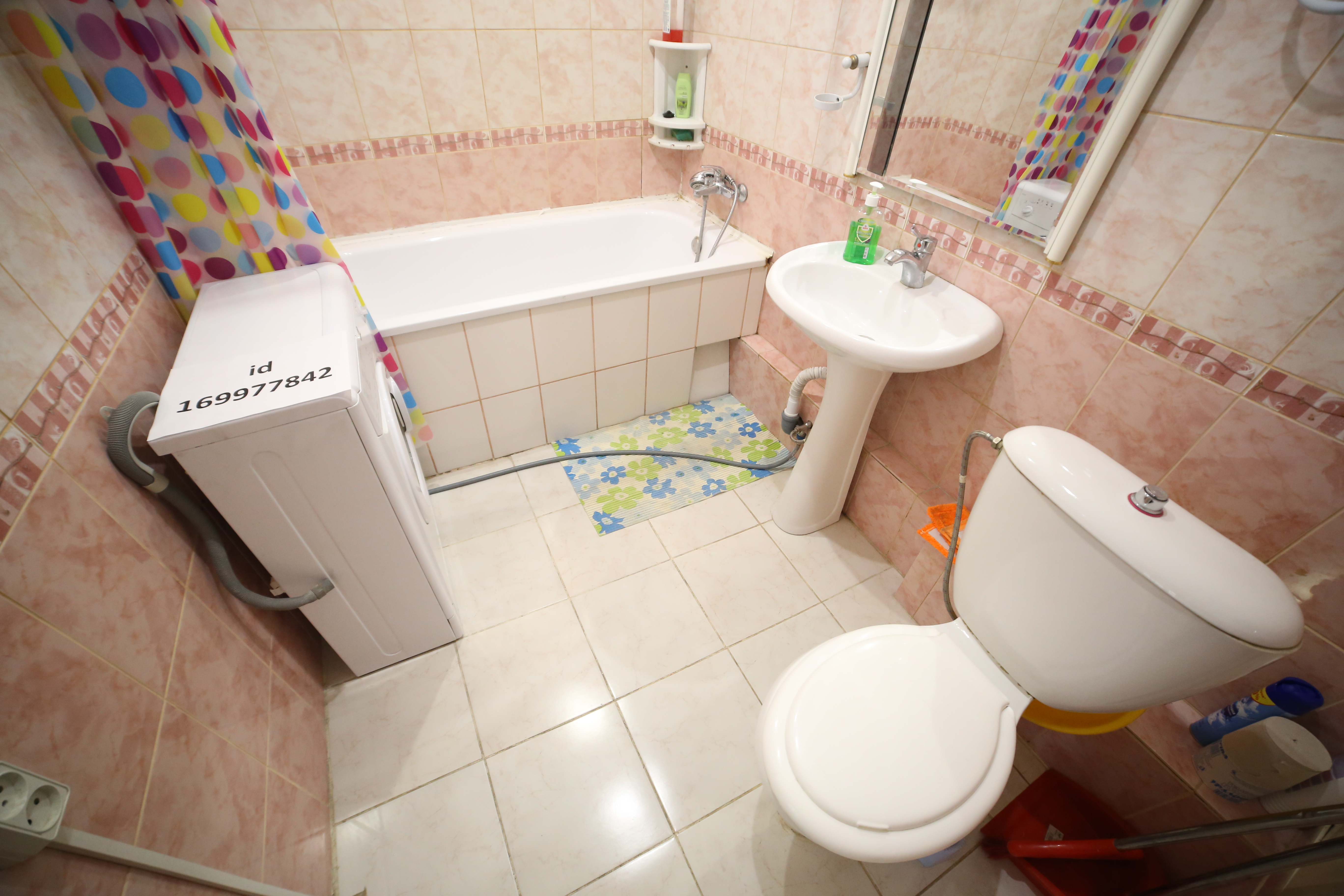 Снять 1-к квартиру в центре Уфы у ТК «Центральный» посуточно 9