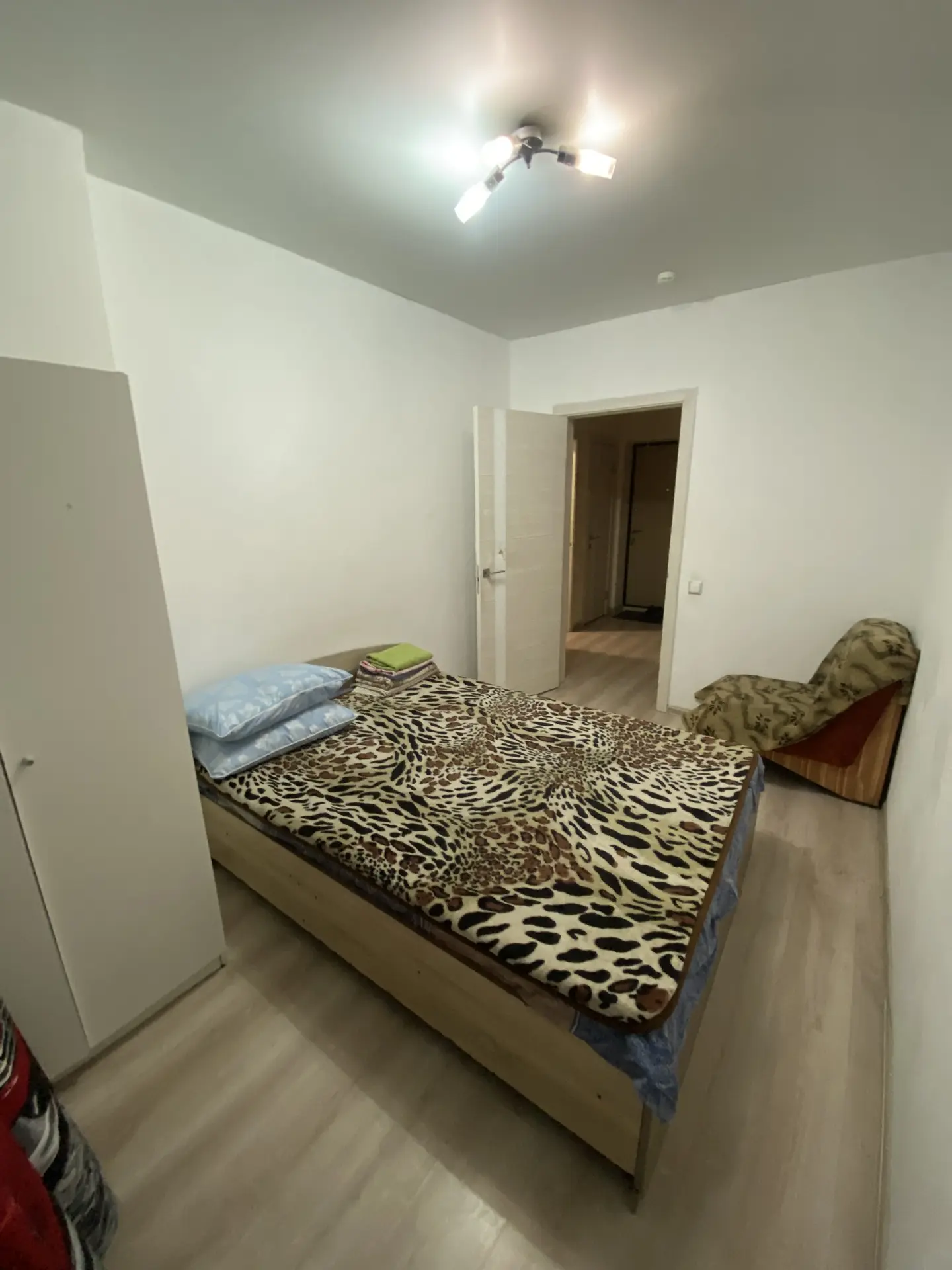 Снять квартиру посуточно в Зеленой роще, "Умный дом" 2