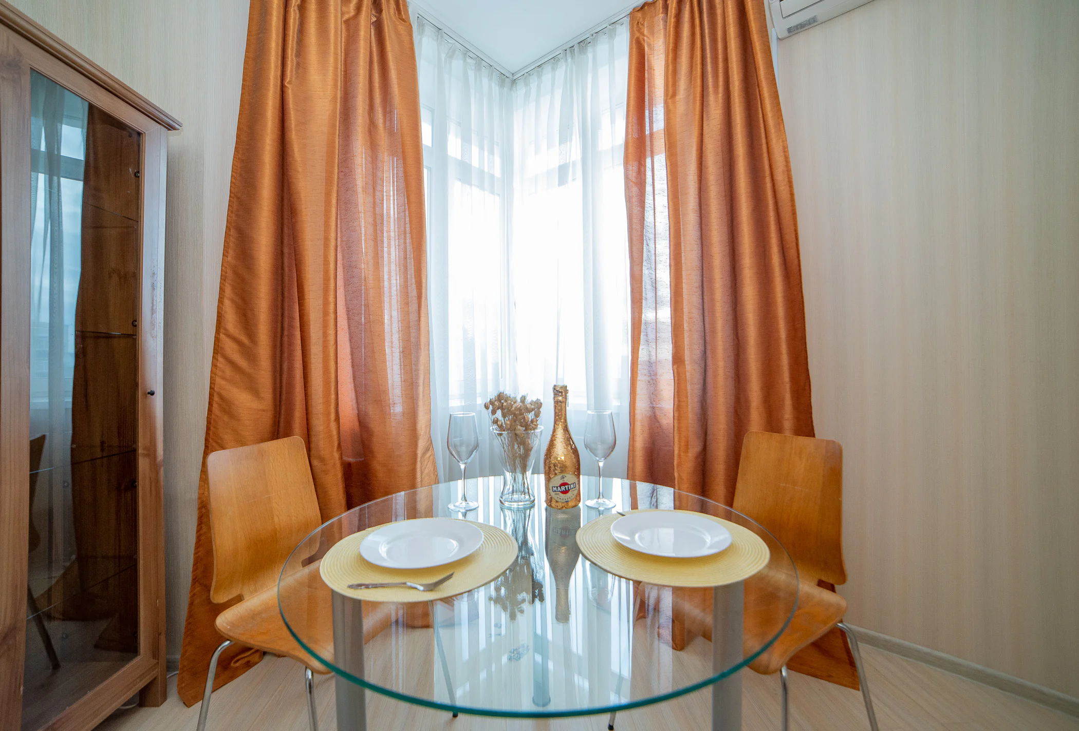 Аренда посуточно 2-комнатной квартиры в Екб у Храма на Крови (Шевченко 20) 9