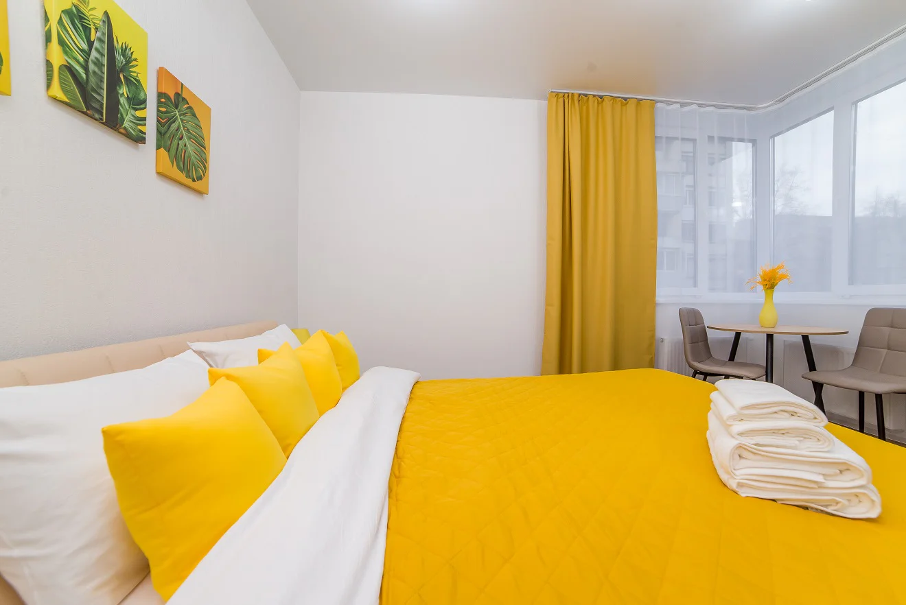 Квартира на сутки в Екатеринбурге у Основинского парка (Солнечная 33а) 10