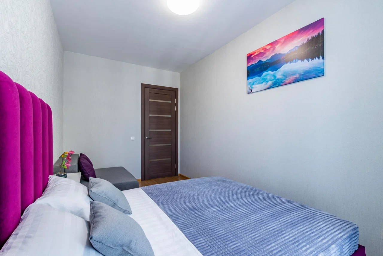 Снять 2-комнатную квартиру в Екатеринбурге у развязки Блюхера посуточно 6