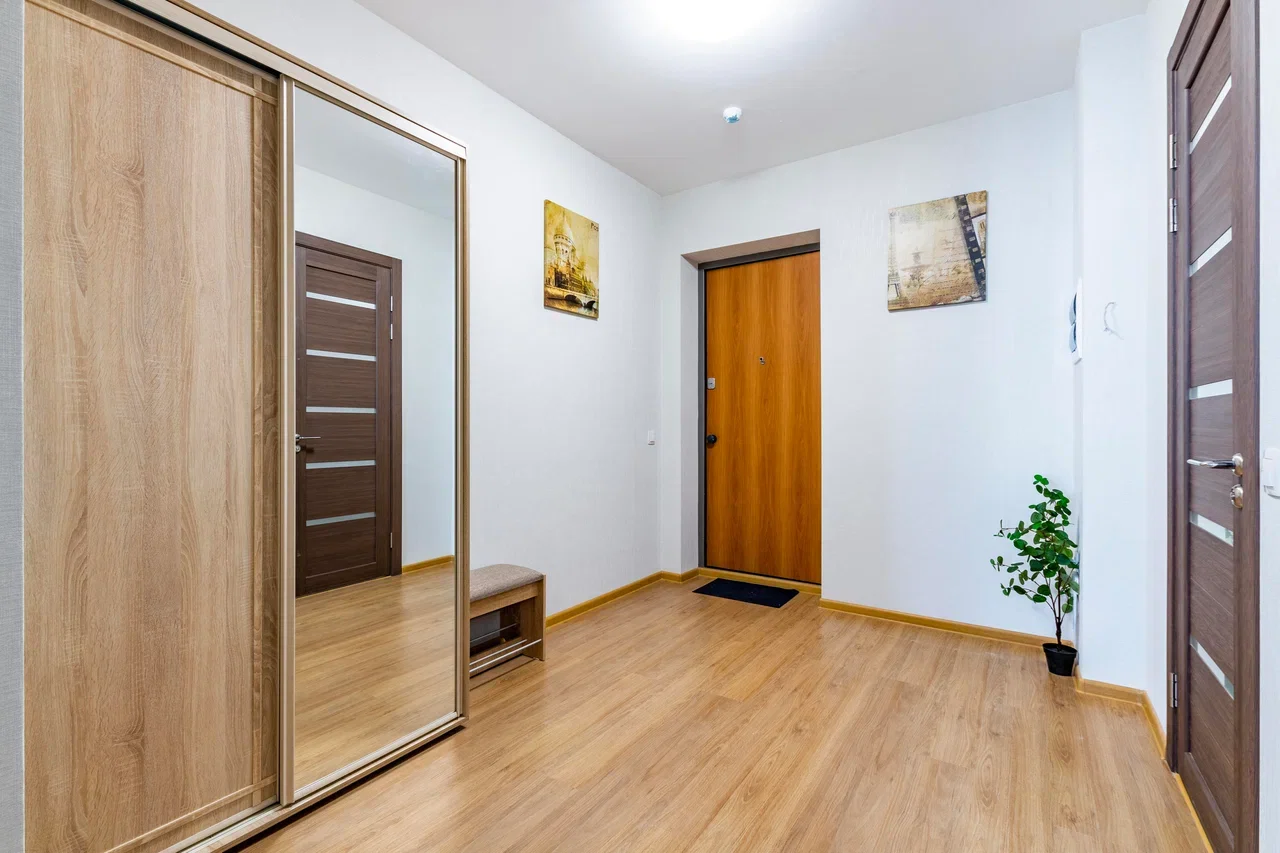 Снять 2-комнатную квартиру в Екатеринбурге у развязки Блюхера посуточно 12