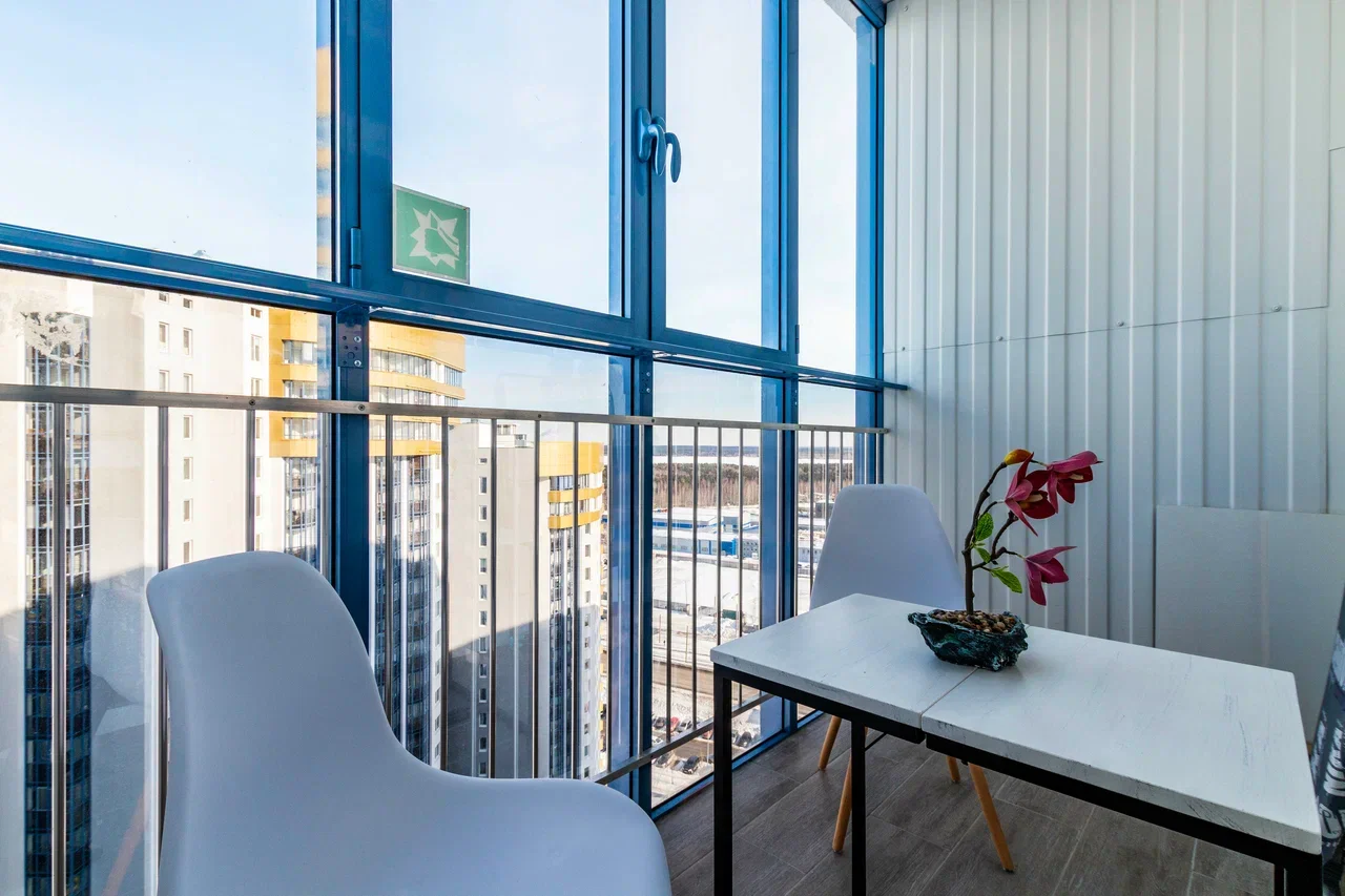 Снять 2-комнатную квартиру в Екатеринбурге у развязки Блюхера посуточно 17