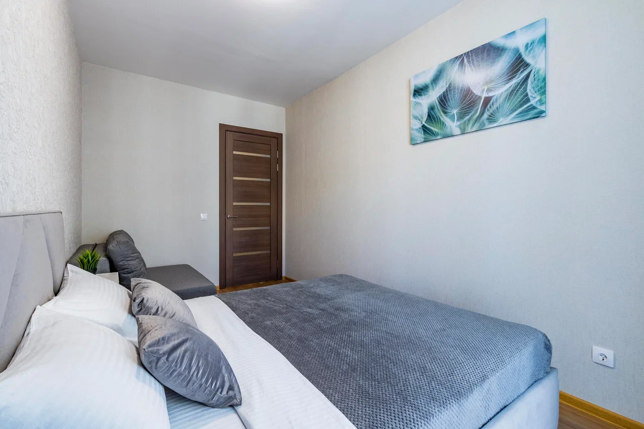 Снять 2-комнатную квартиру в Екатеринбурге у озера Шарташ посуточно 6