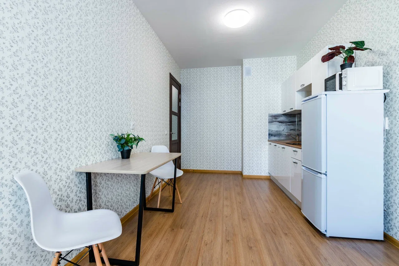 Снять 2-комнатную квартиру в Екатеринбурге у озера Шарташ посуточно 8