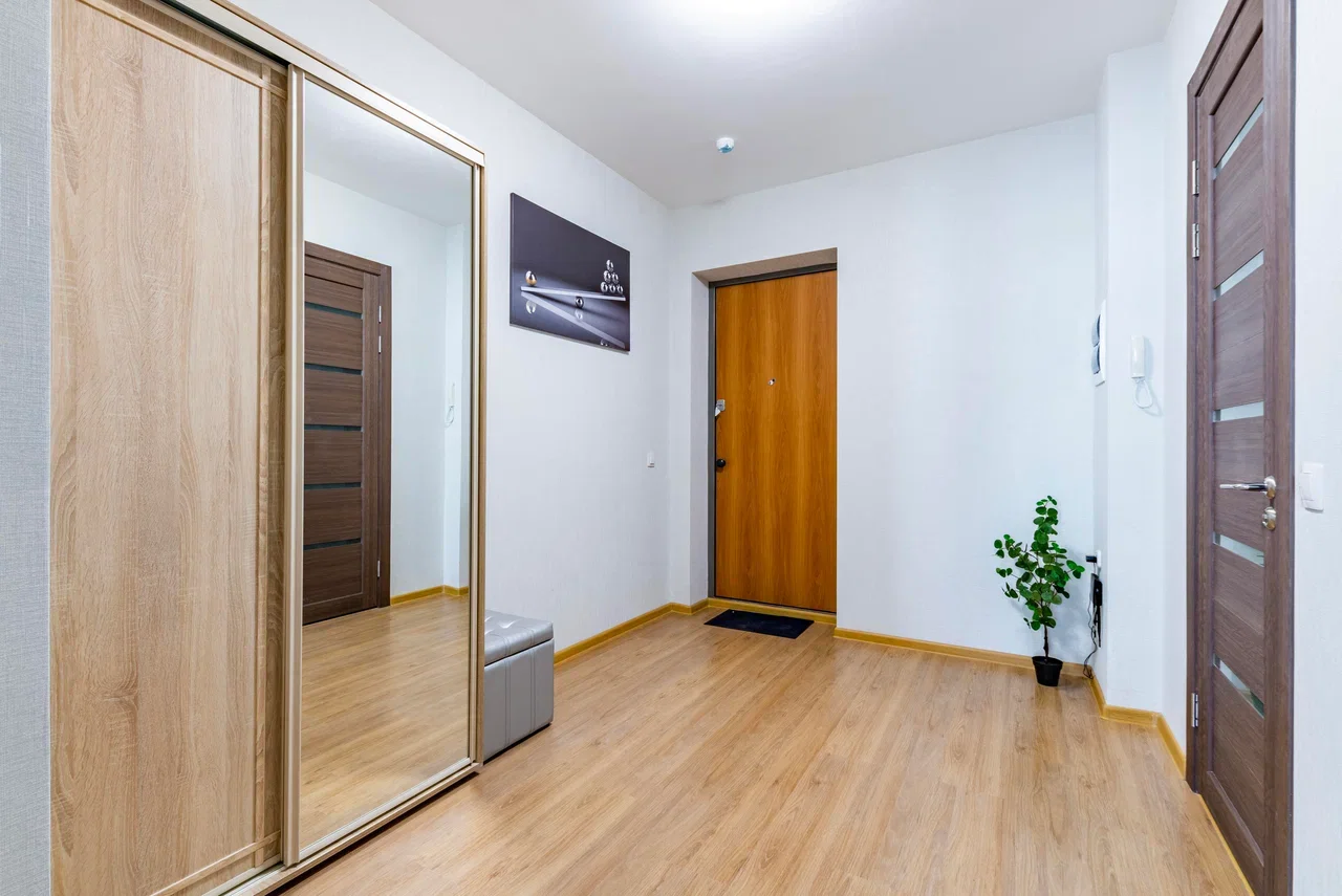 Снять 2-комнатную квартиру в Екатеринбурге у озера Шарташ посуточно 11