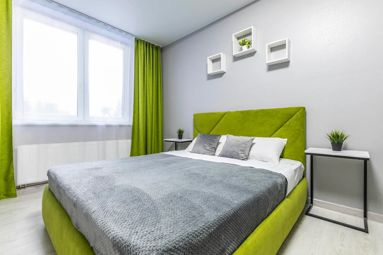 Снять 2-комнатную квартиру в Екатеринбурге у университета УрФУ посуточно 4