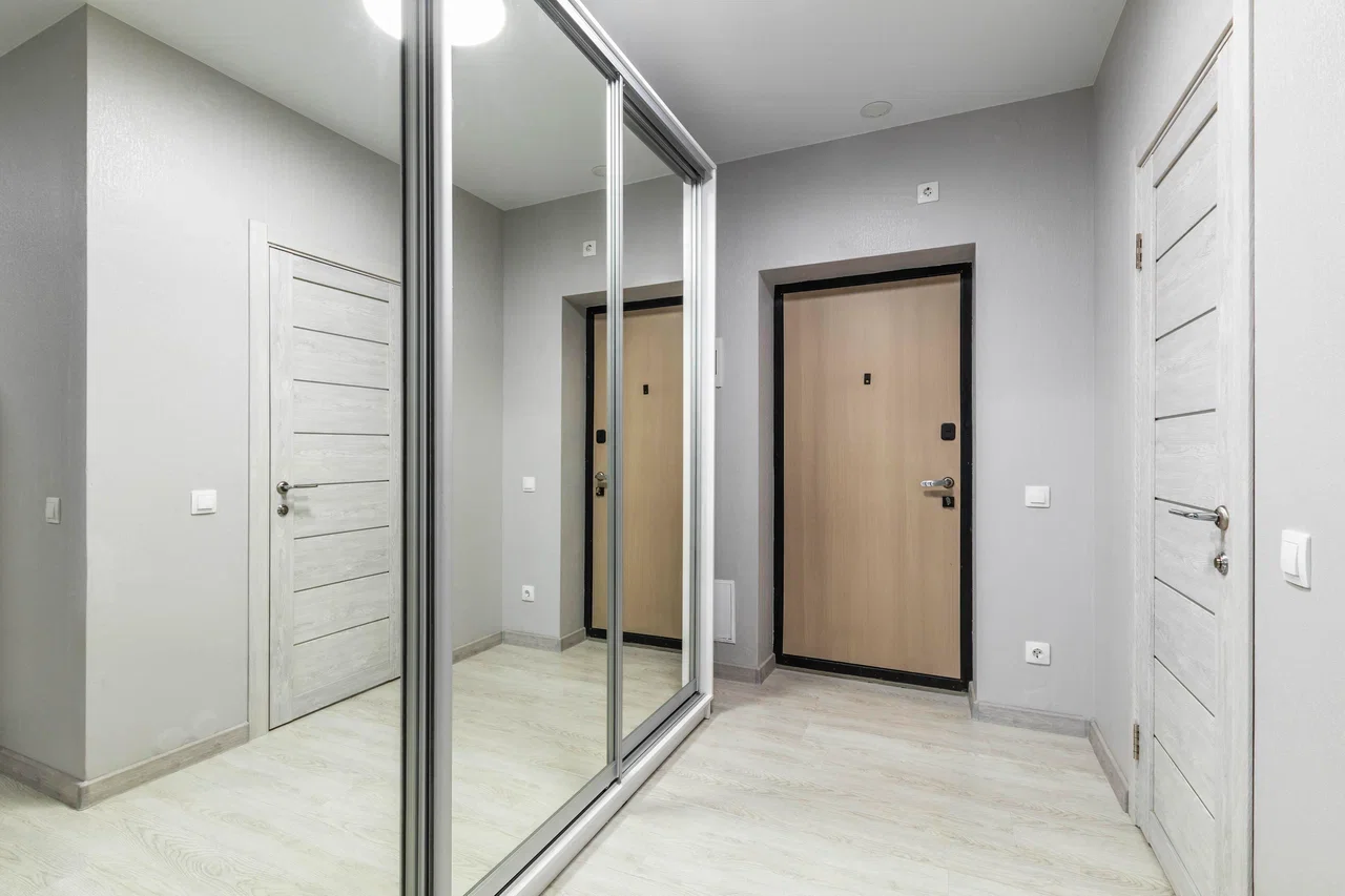 Снять 2-комнатную квартиру в Екатеринбурге у университета УрФУ посуточно 11