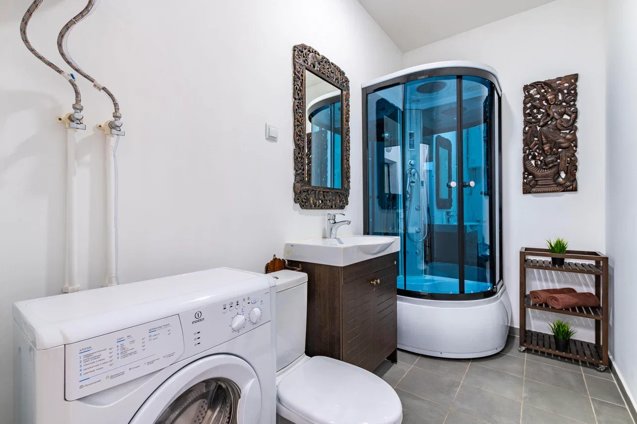 Снять квартиру-студию в Екатеринбурге у парка Маяковского посуточно 5