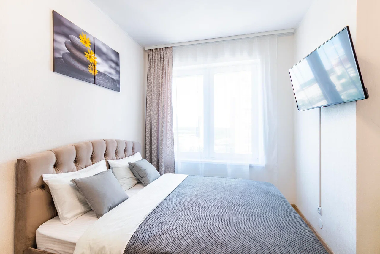 Снять квартиру-студию в Екатеринбурге у парка Маяковского посуточно 8