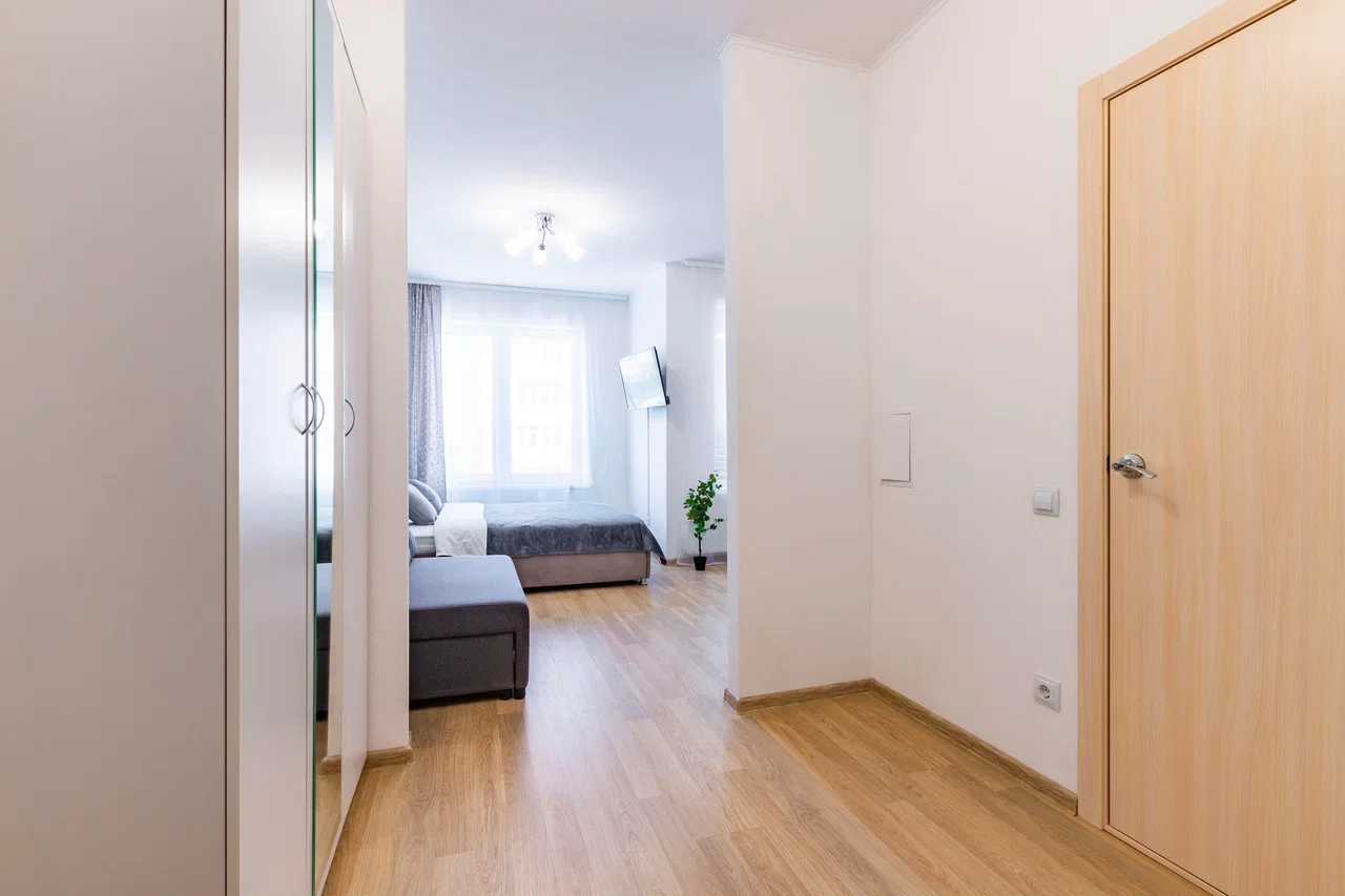 Снять квартиру-студию в Екатеринбурге у парка Маяковского посуточно 10