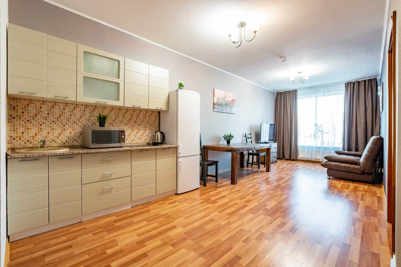 Снять 2-комнатную квартиру в Екатеринбурге у метро Чкаловская посуточно 7