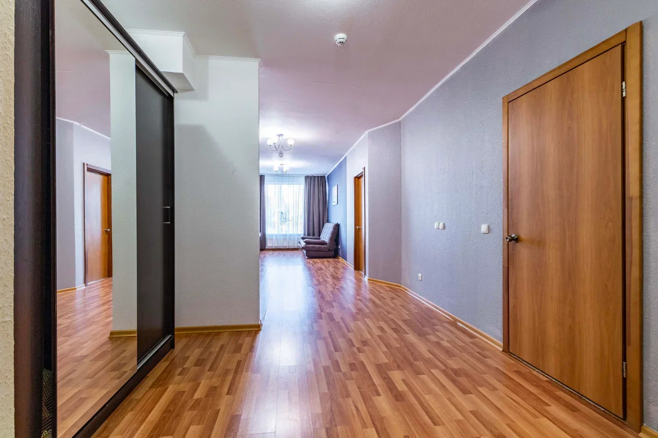 Снять 2-комнатную квартиру в Екатеринбурге у метро Чкаловская посуточно 10