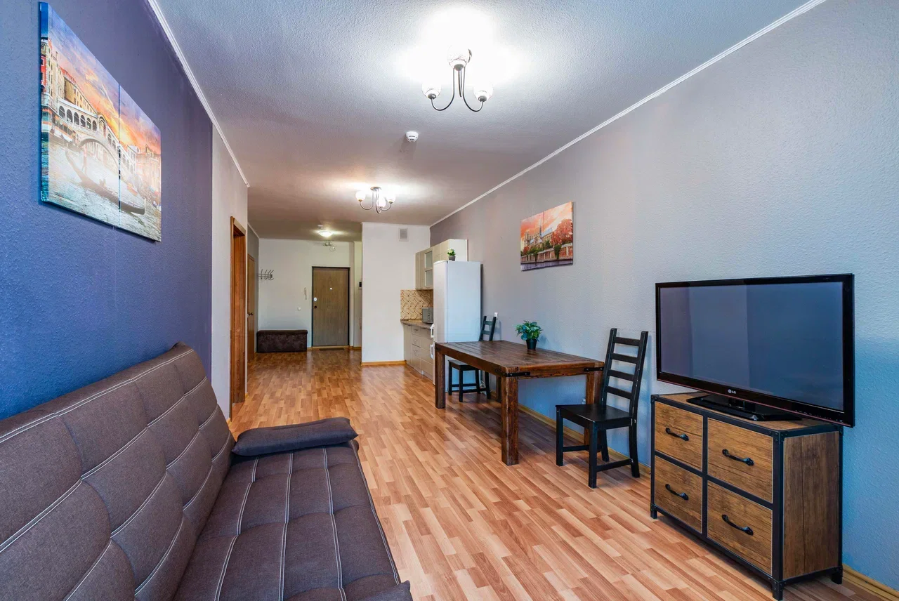 Снять 2-комнатную квартиру в Екатеринбурге у метро Чкаловская посуточно 12