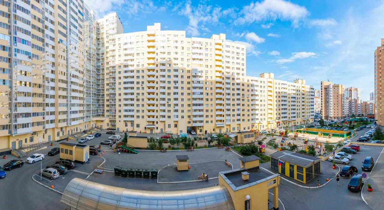 Снять 3-комнатную квартиру в Екатеринбурге у метро Чкаловская посуточно 16
