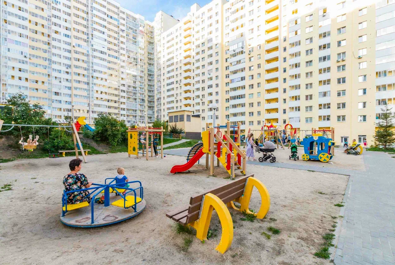 Снять 3-комнатную квартиру в Екатеринбурге у метро Чкаловская посуточно 18