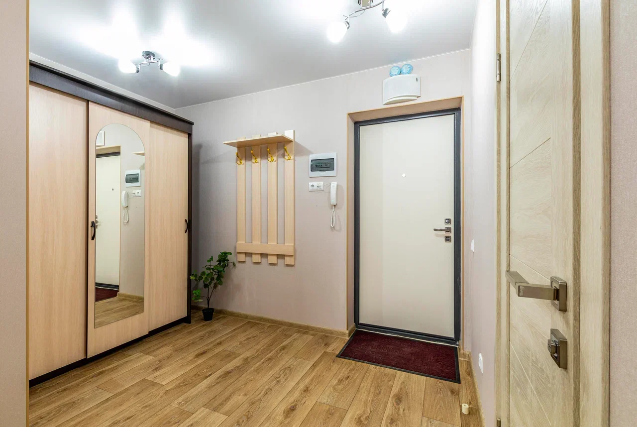 Снять 2-комнатную квартиру в Екатеринбурге у университета УрГУПС посуточно 11