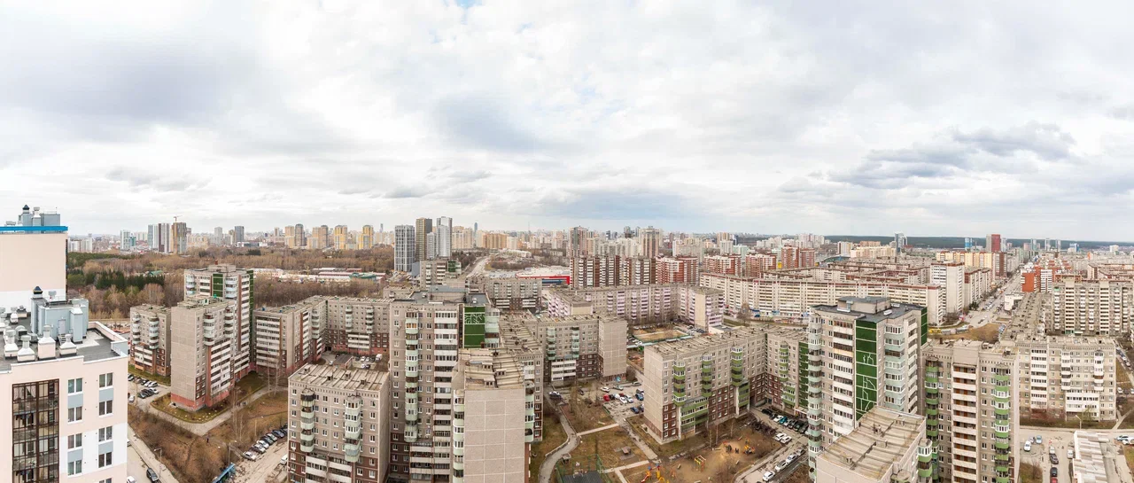 Снять 3-комнатную квартиру в Екатеринбурге у Южного Автовокзала посуточно 18