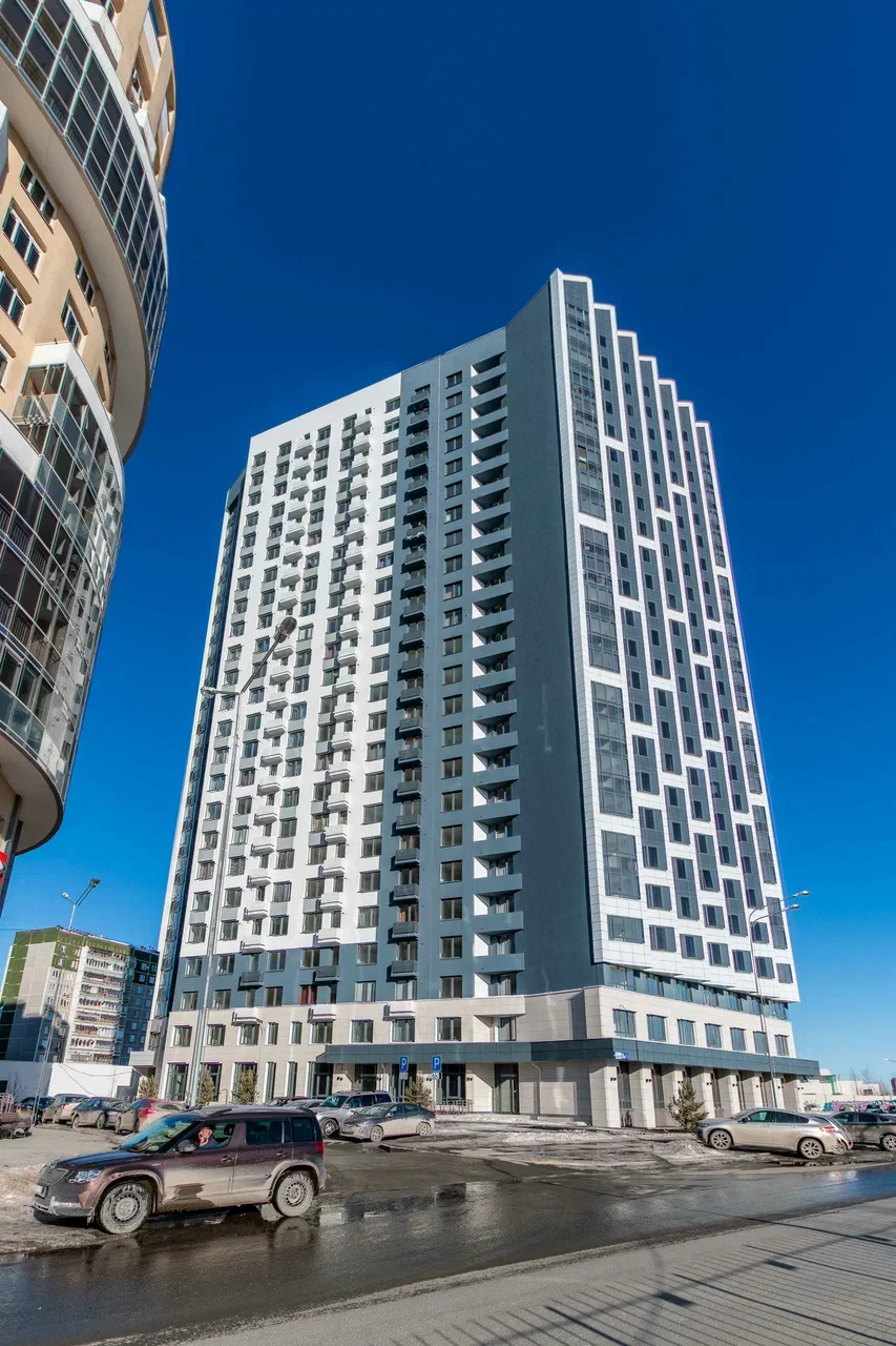 Снять квартиру-студию в Екатеринбурге на ул. Крестинского посуточно 13