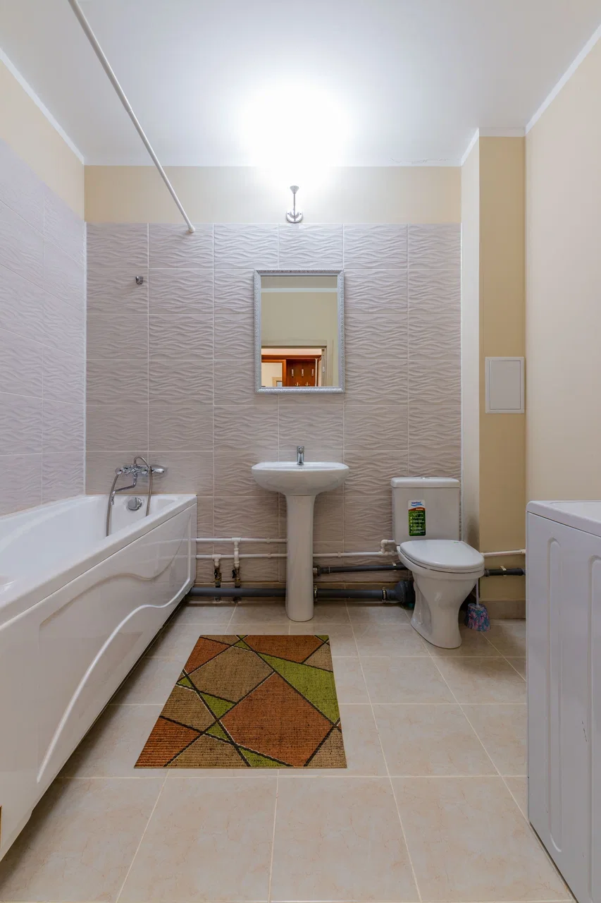 Снять квартиру-студию в Екатеринбурге у ТЦ Дирижабль посуточно 10