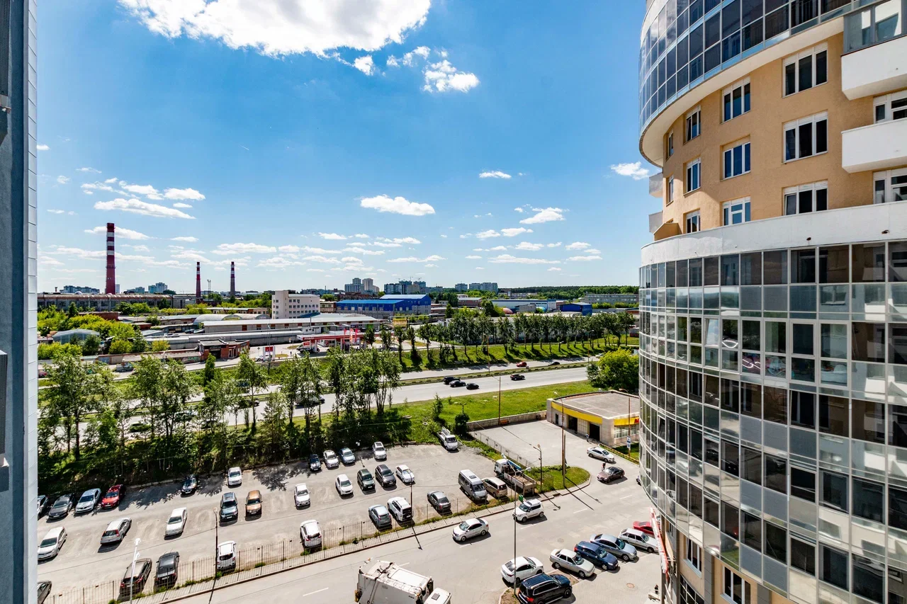 Снять квартиру-студию в Екатеринбурге у ТЦ Дирижабль посуточно 12