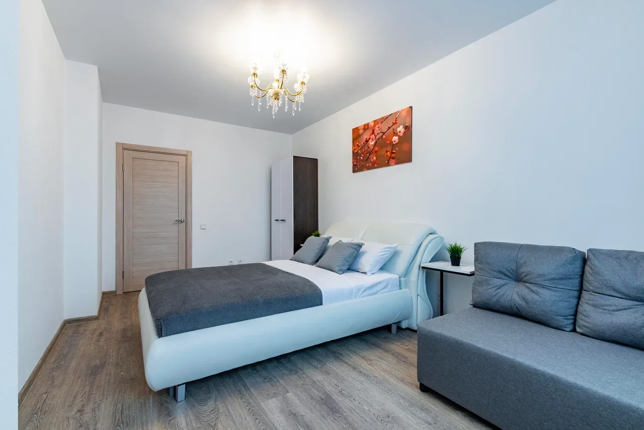 Снять 3-комнатную квартиру в Екатеринбурге у Центрального стадиона посуточно 5