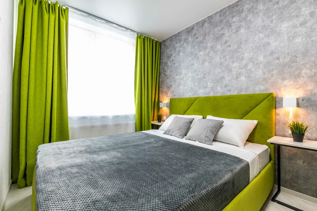 Снять 2-комнатную квартиру в Екатеринбурге у ТРЦ Карнавал посуточно 4