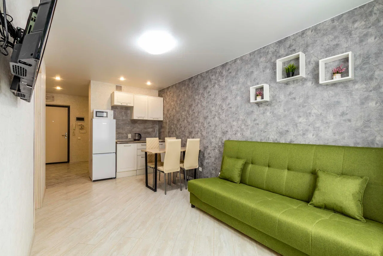 Снять 2-комнатную квартиру в Екатеринбурге у ТРЦ Карнавал посуточно 9