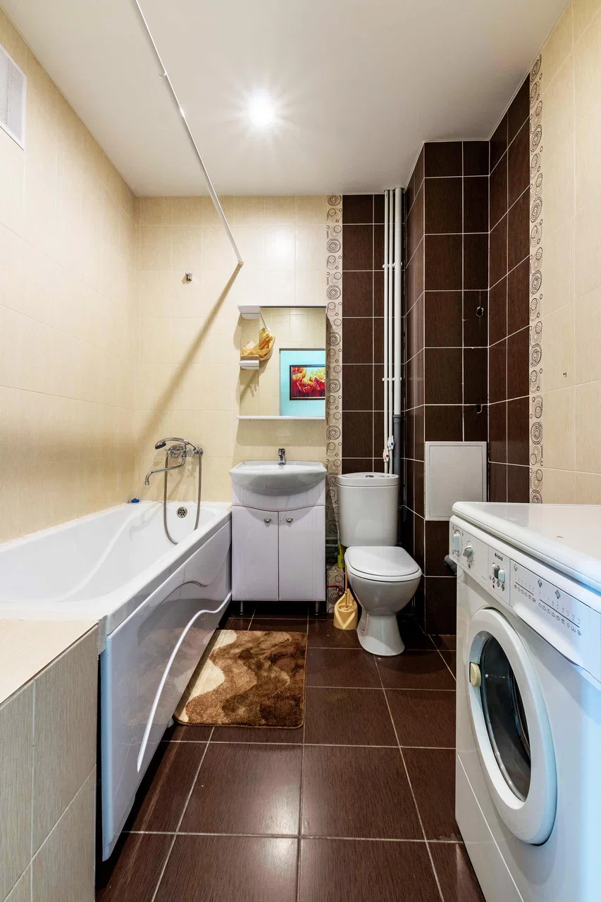 Снять 1-комнатную квартиру в Екатеринбурге у главного корпуса УрФУ посуточно 9