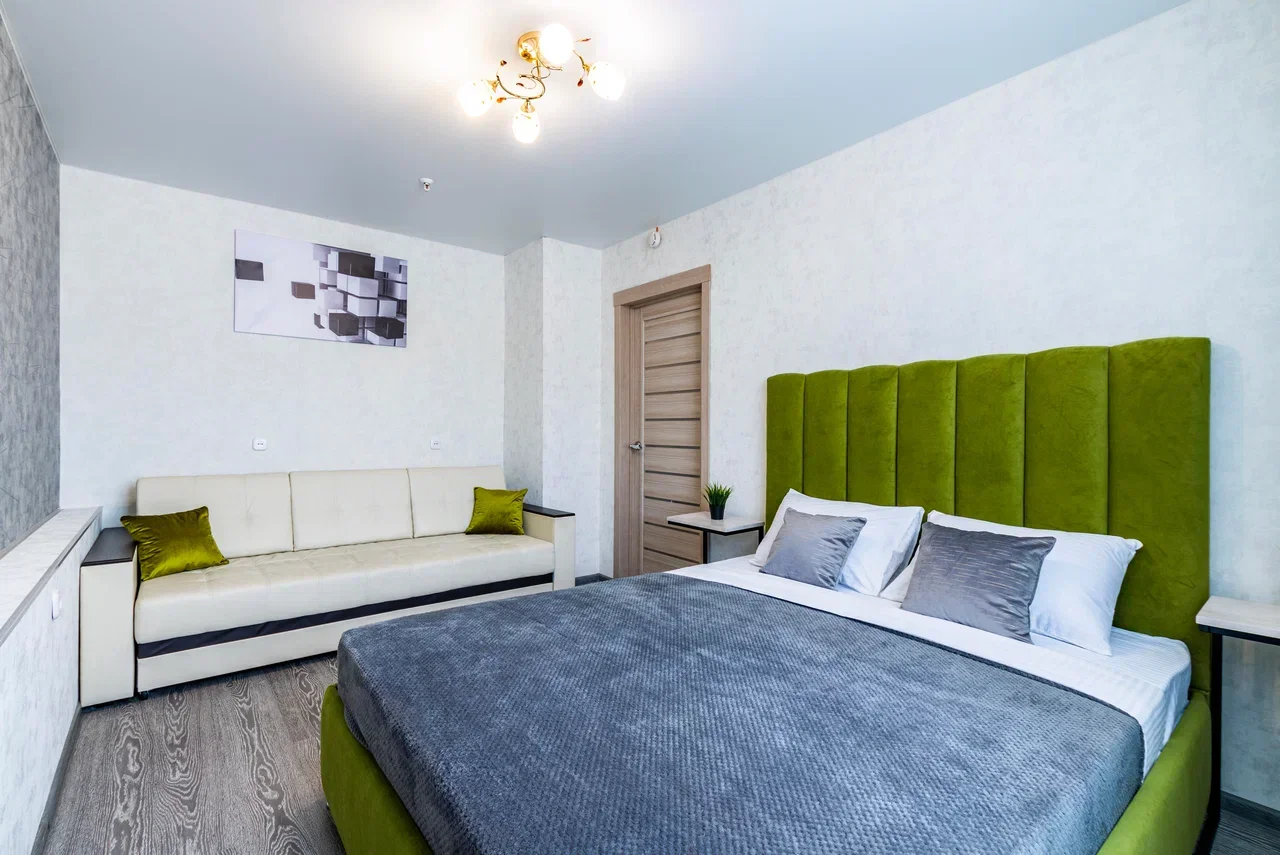 Снять 3-комнатную квартиру в Екатеринбурге на ул. Куйбышева посуточно 2