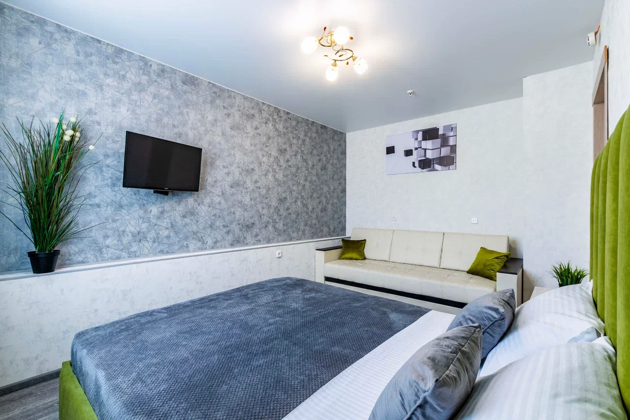 Снять 3-комнатную квартиру в Екатеринбурге на ул. Куйбышева посуточно 3