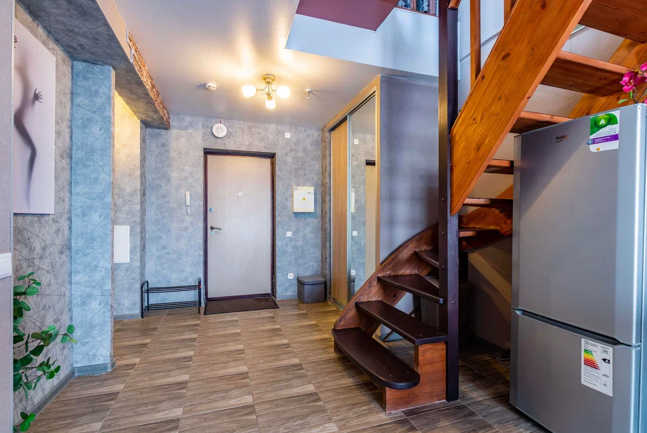 Снять 3-комнатную квартиру в Екатеринбурге на ул. Куйбышева посуточно 8