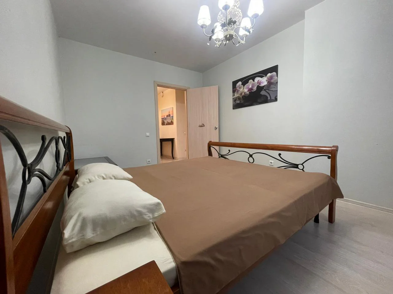 Снять 3-комнатную квартиру в Екатеринбурге у станции Шарташ посуточно 6