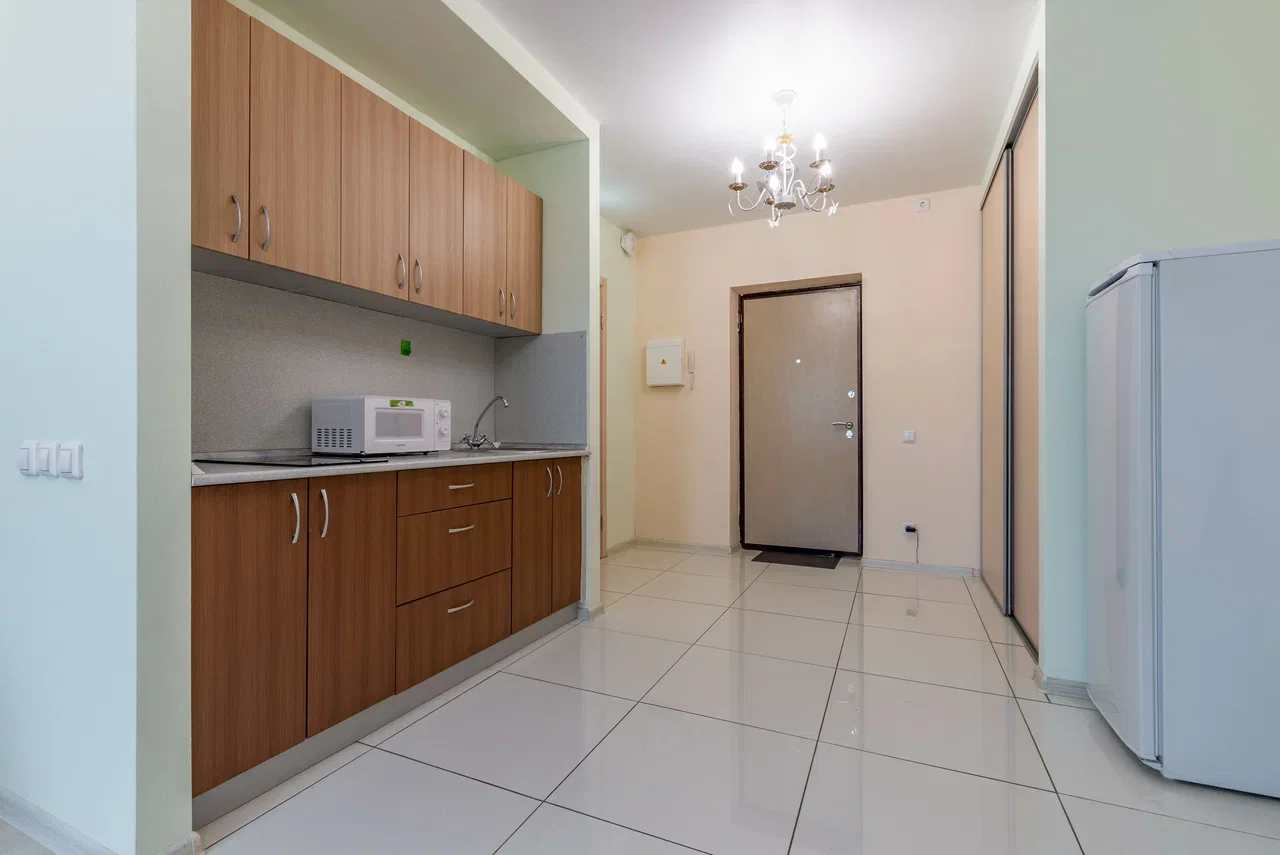 Снять квартиру-студию в Екатеринбурге у Шарташского рынка посуточно 10