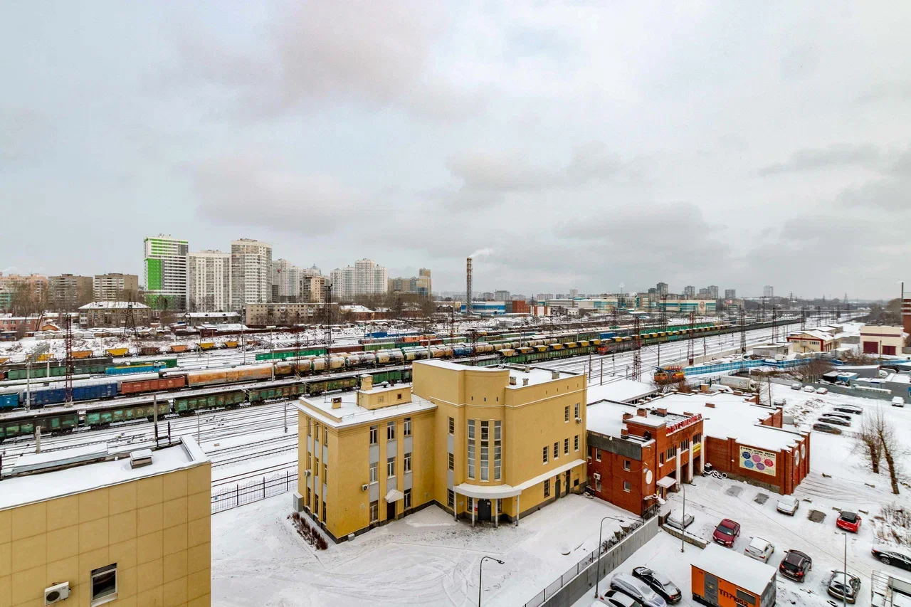 Снять квартиру-студию в Екатеринбурге у Шарташского рынка посуточно 13