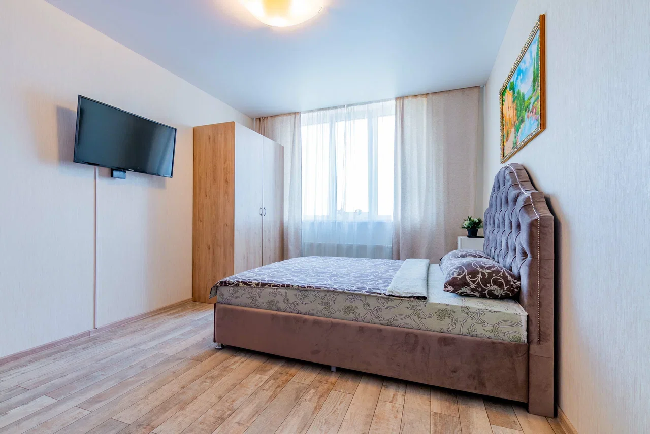 Снять 1-комнатную квартиру в Екатеринбурге у Екатеринбург Арены посуточно 6