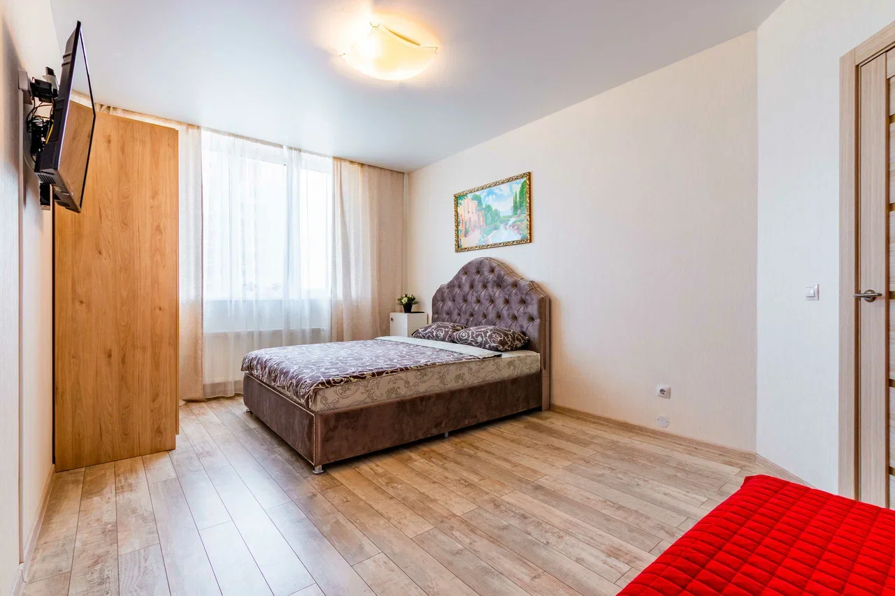 Снять 1-комнатную квартиру в Екатеринбурге у Екатеринбург Арены посуточно 9