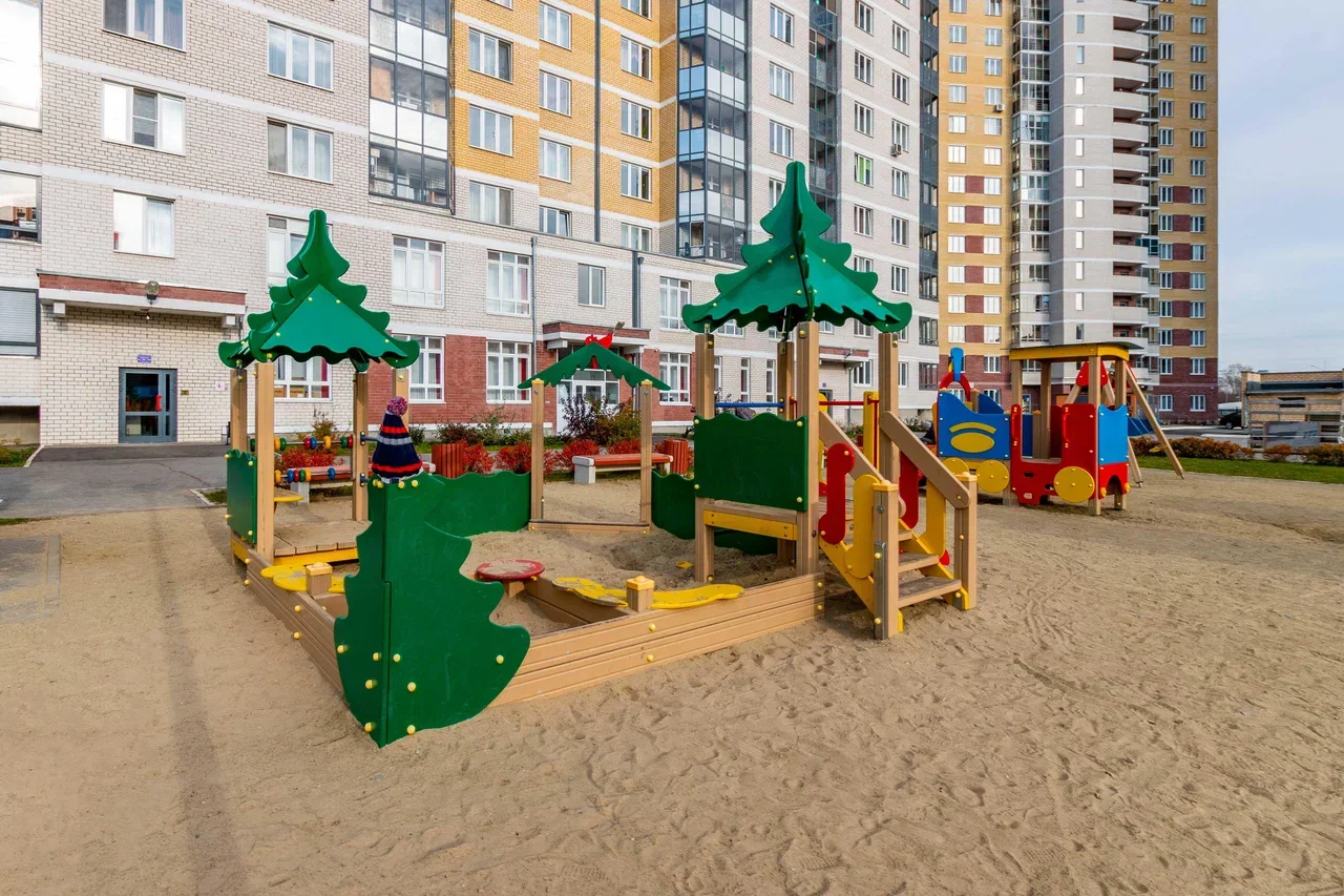 Снять 3-комнатную квартиру в Екатеринбурге у парка Маяковского посуточно 3