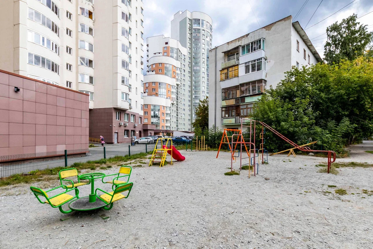 Снять 2-комнатную квартиру в Екатеринбурге у метро Ботаническая посуточно 14