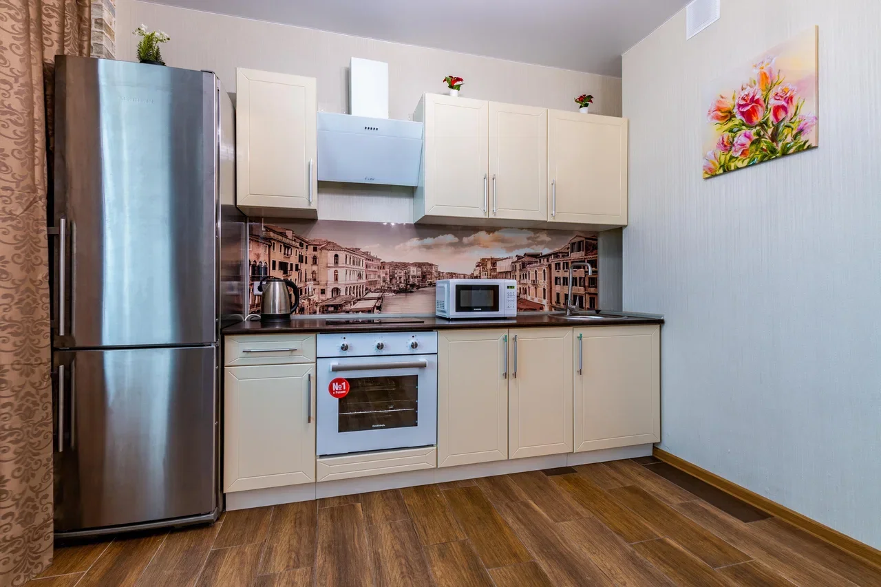 Снять квартиру-студию в Екатеринбурге у метро Ботаническая посуточно 9