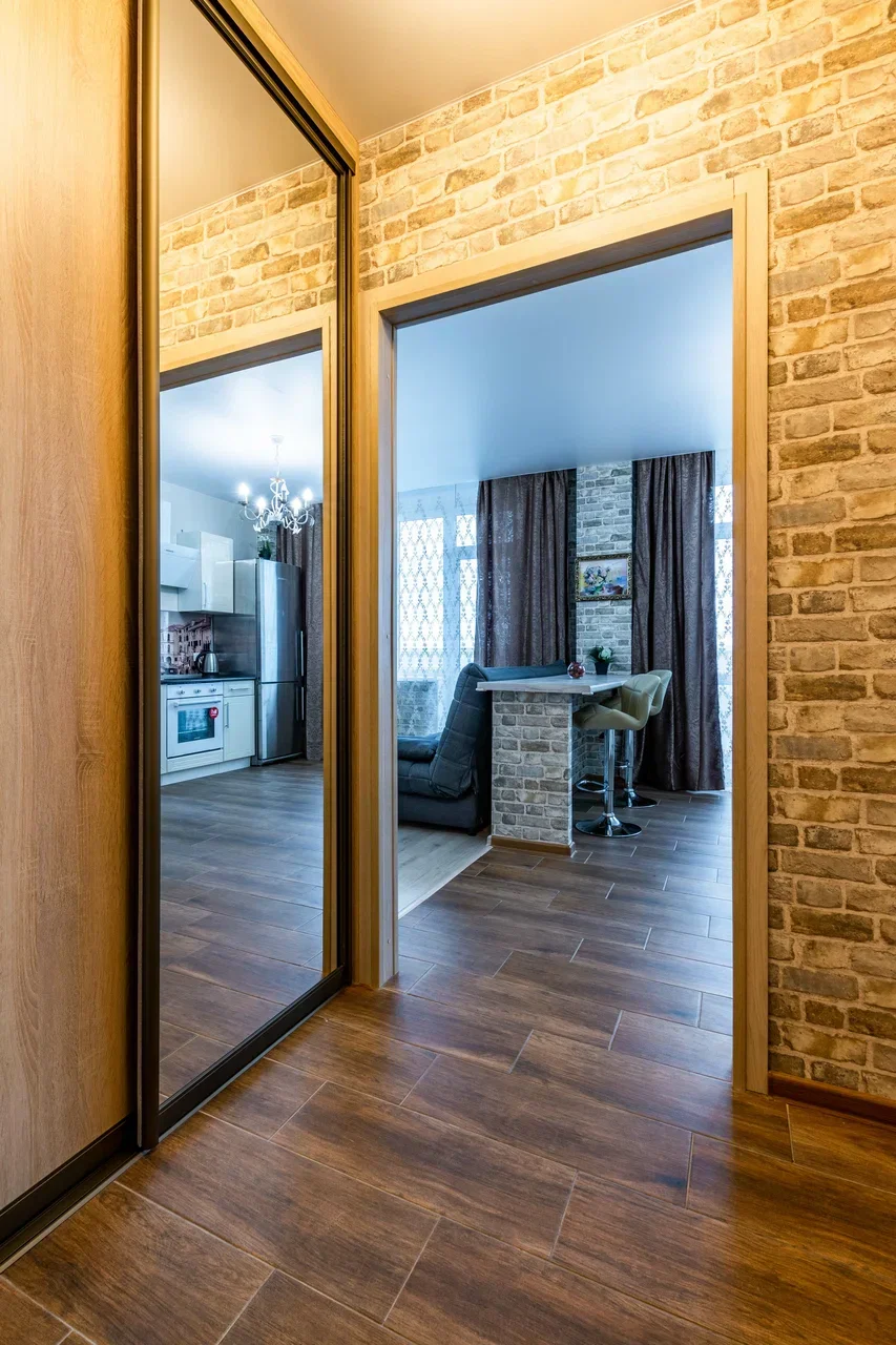 Снять квартиру-студию в Екатеринбурге у метро Ботаническая посуточно 10