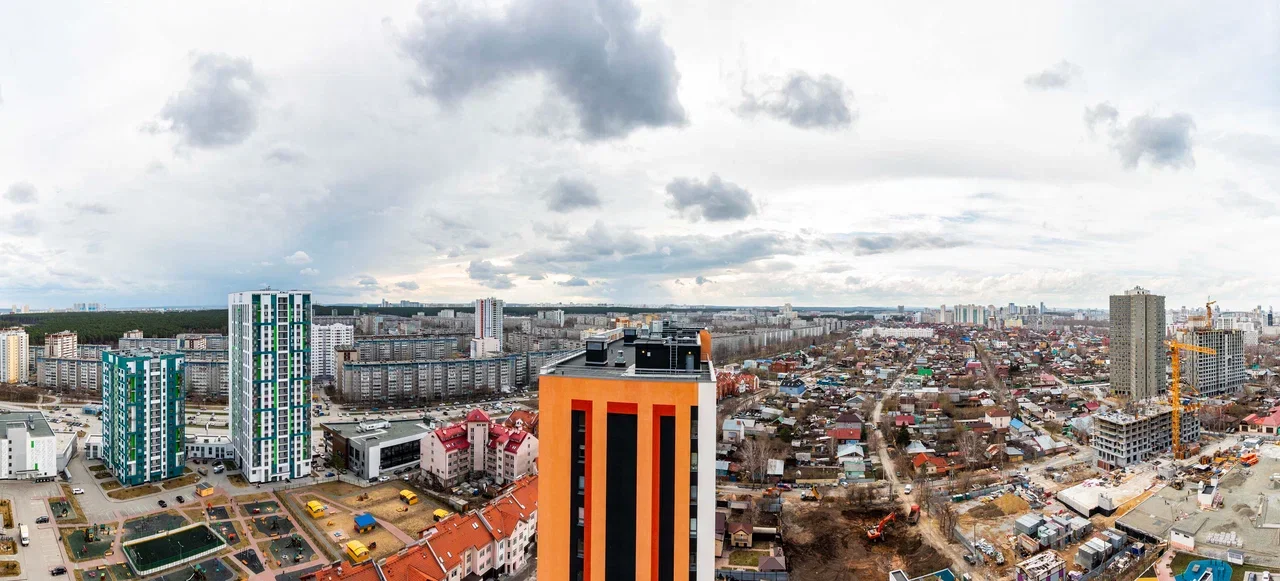 Снять 3-комнатную квартиру в Екатеринбурге у парка Зеленая роща посуточно 12