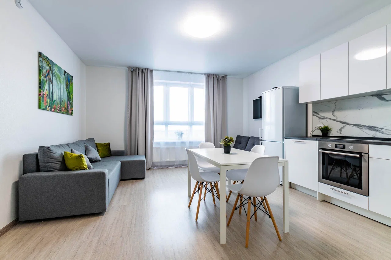 Снять 3-комнатную квартиру в Екатеринбурге у парка Зеленая роща посуточно 13