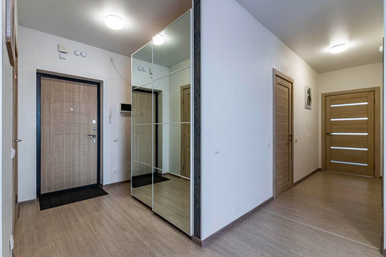 Снять 3-комнатную квартиру в Екатеринбурге у парка Зеленая роща посуточно 18