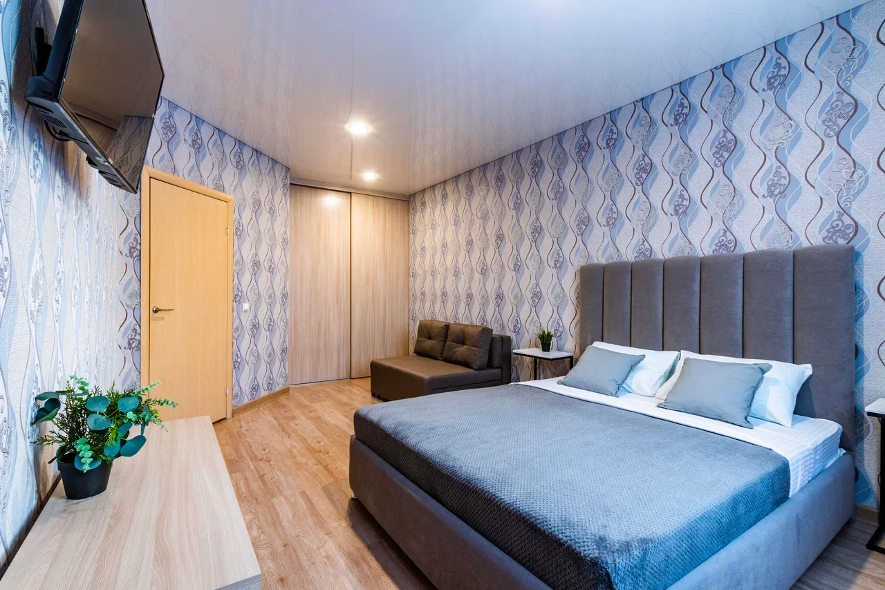 Аренда на сутки 1-к квартиры в Екатеринбурге у ВИЗ-пруда (Миасская 12) 8