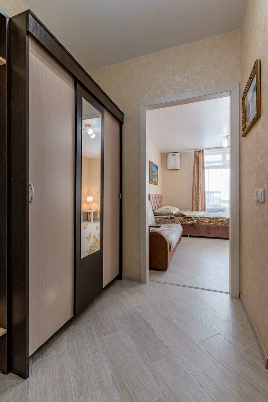 Снять квартиру-студию в Екатеринбурге у метро Чкаловская посуточно 5