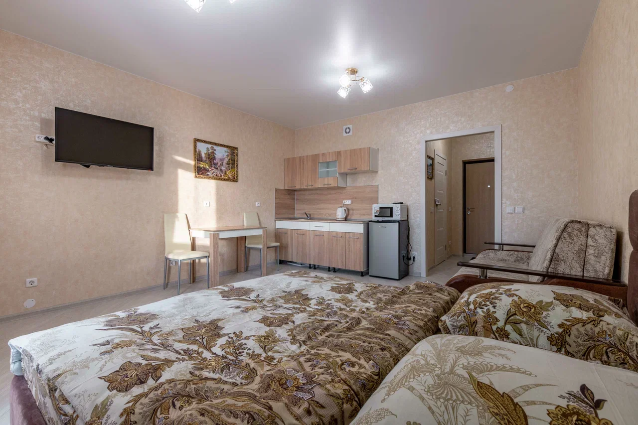 Снять квартиру-студию в Екатеринбурге у метро Чкаловская посуточно 8